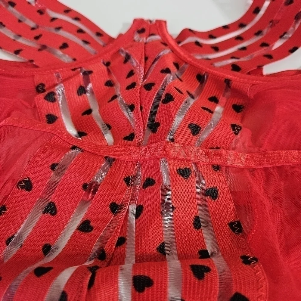 NEW Dreamgirl Piece of my Heart Red Strappy Sexy Chemise Garters Large
